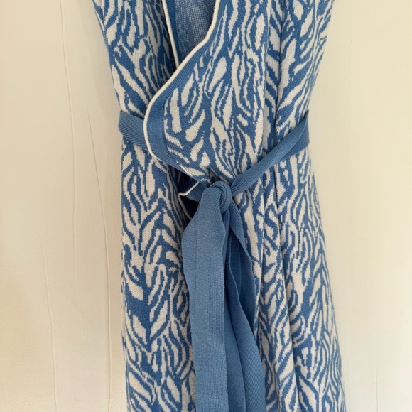 Diane Von Furstenberg x Target Wrap Dress - Picture 4 of 7